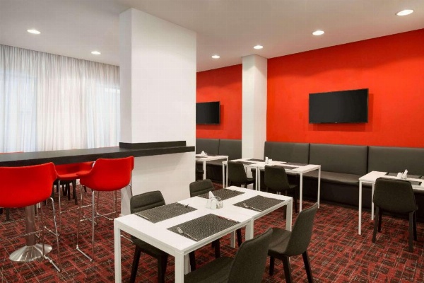 Ramada Encore by Wyndham Al Khobar Olaya image 28